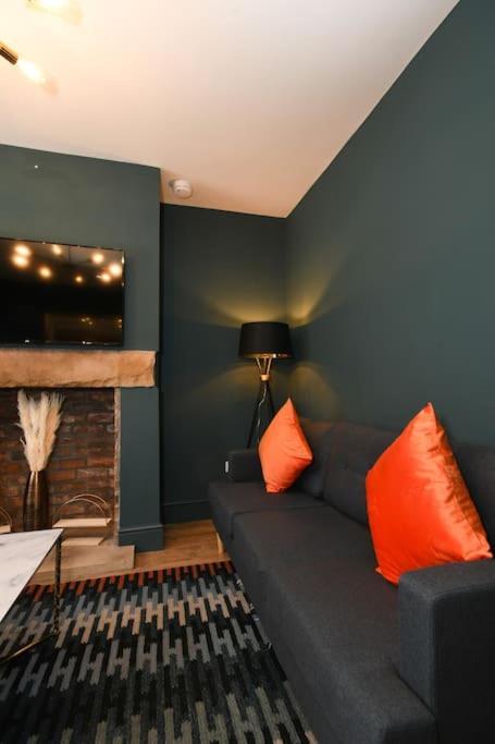 Cottage Style 3 Bedroom House - Close To City Centre & The Peaks Chesterfield Buitenkant foto