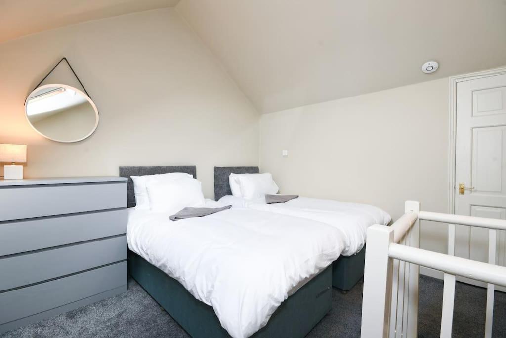 Cottage Style 3 Bedroom House - Close To City Centre & The Peaks Chesterfield Buitenkant foto