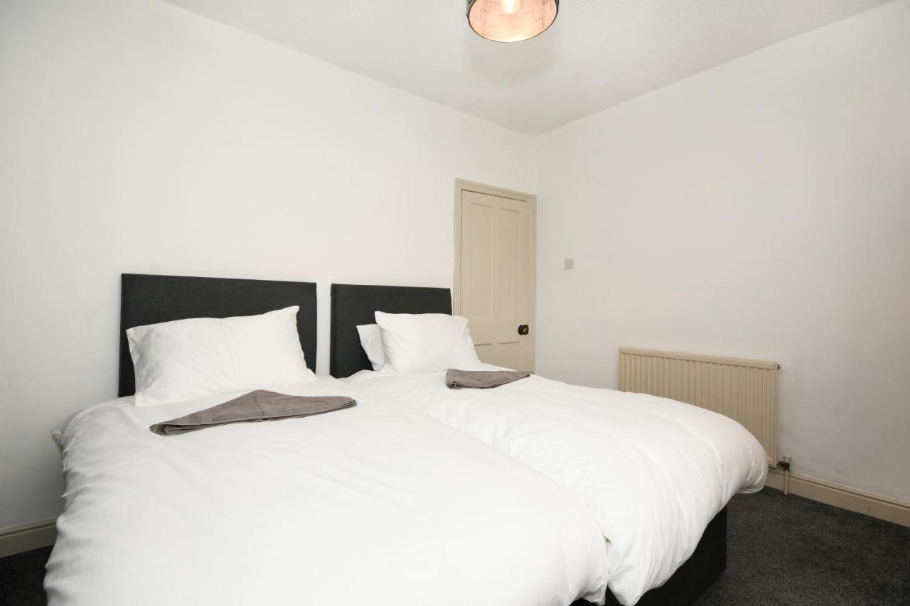 Cottage Style 3 Bedroom House - Close To City Centre & The Peaks Chesterfield Buitenkant foto