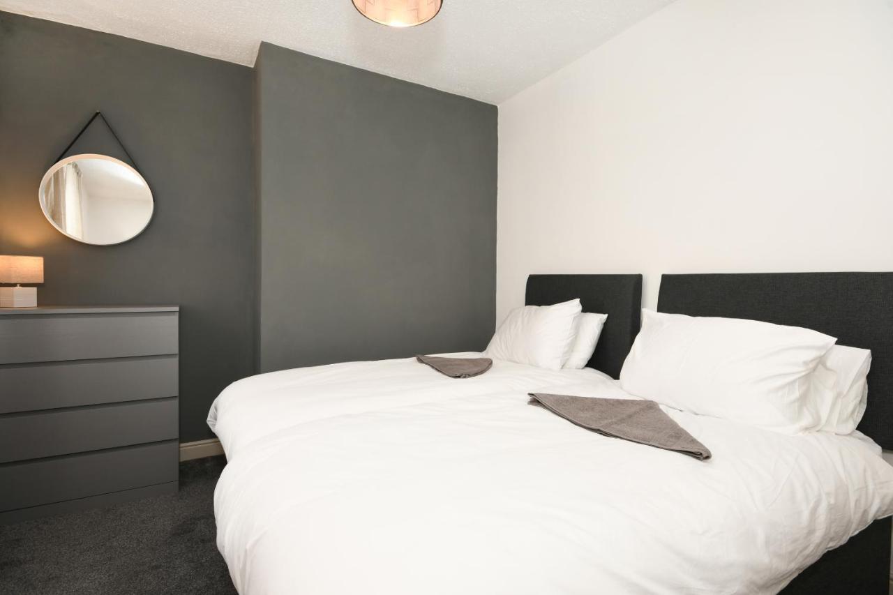 Cottage Style 3 Bedroom House - Close To City Centre & The Peaks Chesterfield Buitenkant foto