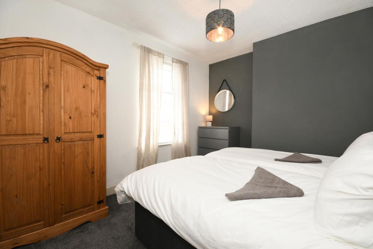 Cottage Style 3 Bedroom House - Close To City Centre & The Peaks Chesterfield Buitenkant foto